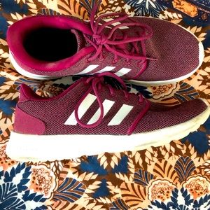 🌲3/$15 or 2/$10 Adidas Running Shoes